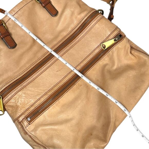 Fossil Explorer Tan Genuine Leather Foldover Vintage Convertible crossbody bag - Picture 10 of 13